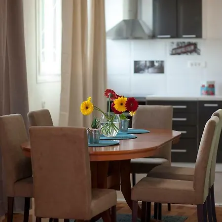 Viktorija Apartman *
